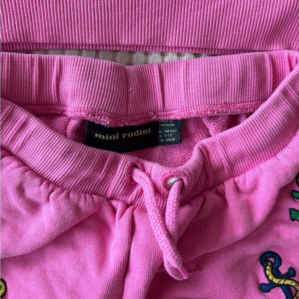 Mini Rodini anchor embroidered pink sweatshirt 116/122 5-7Y with matching shorts - Picture 6 of 7